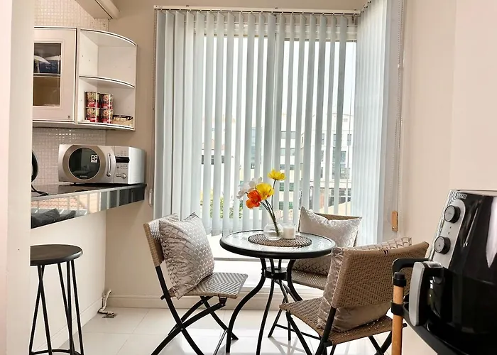 2 Mins To Srt I Urban Hideaway Near Park 公寓 *