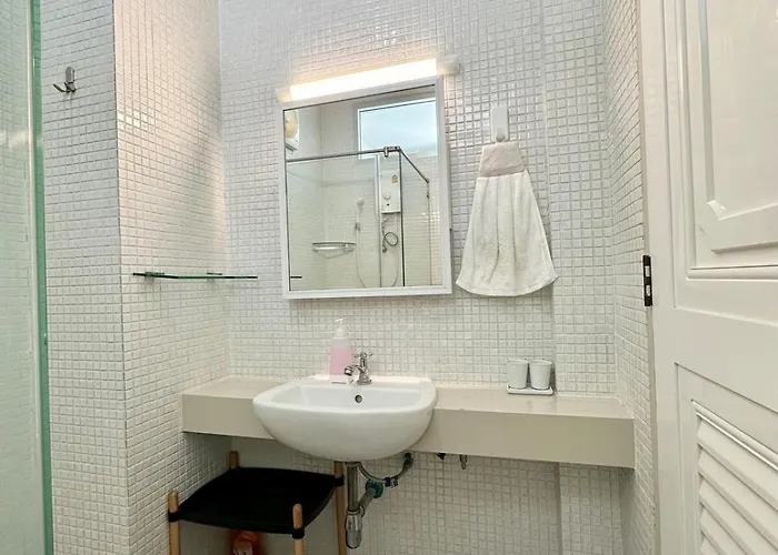 公寓 2 Mins To Srt I Urban Hideaway Near Park